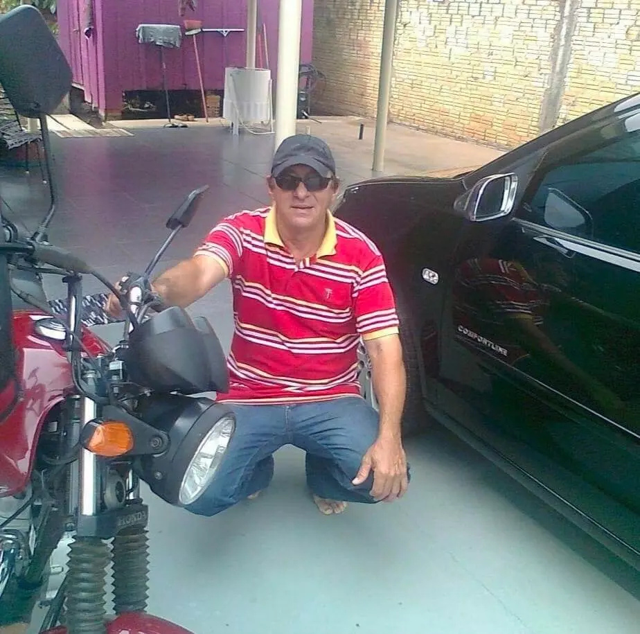 Adilson Bastos